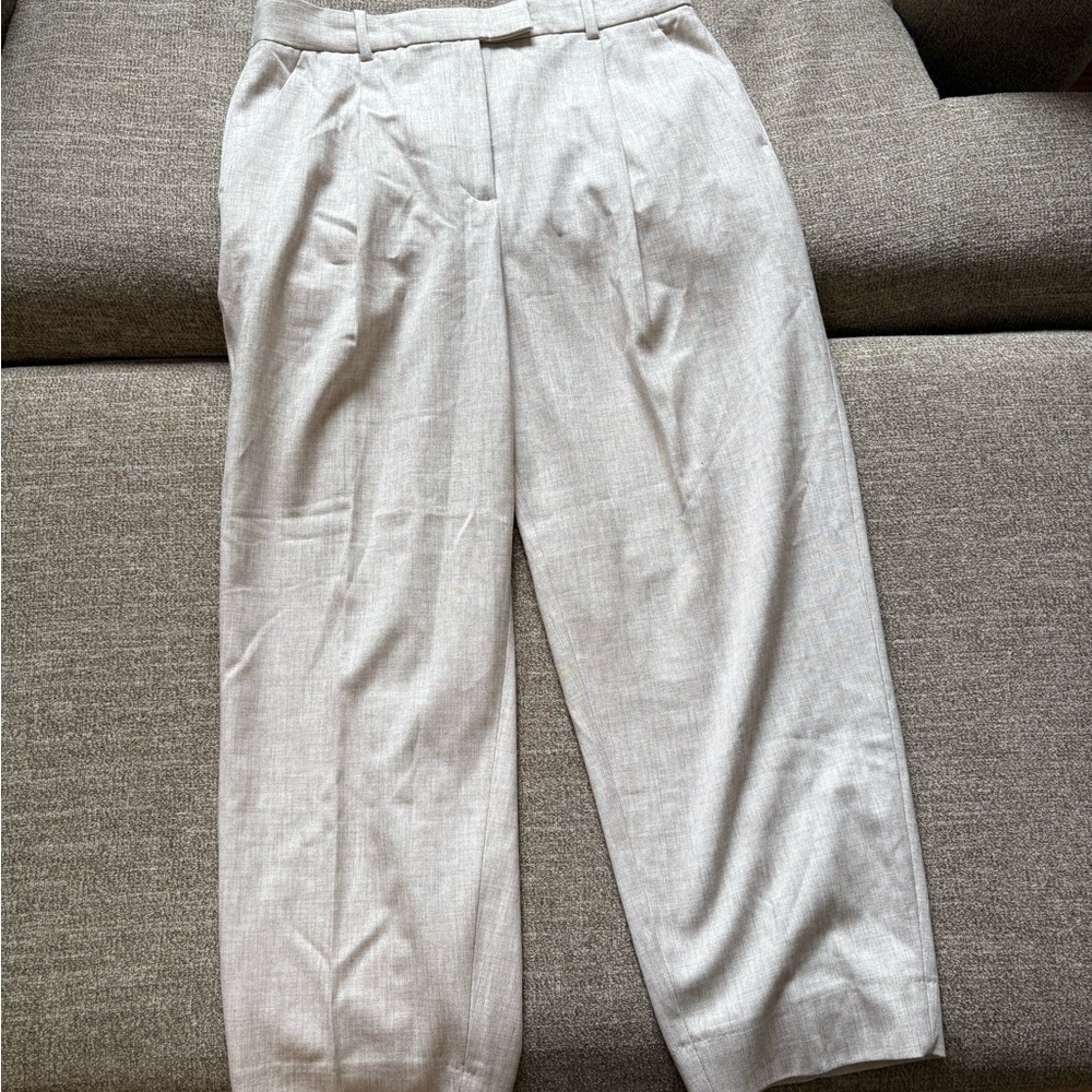 Abercrombie & Fitch Cream Dress Pants - 29 Short